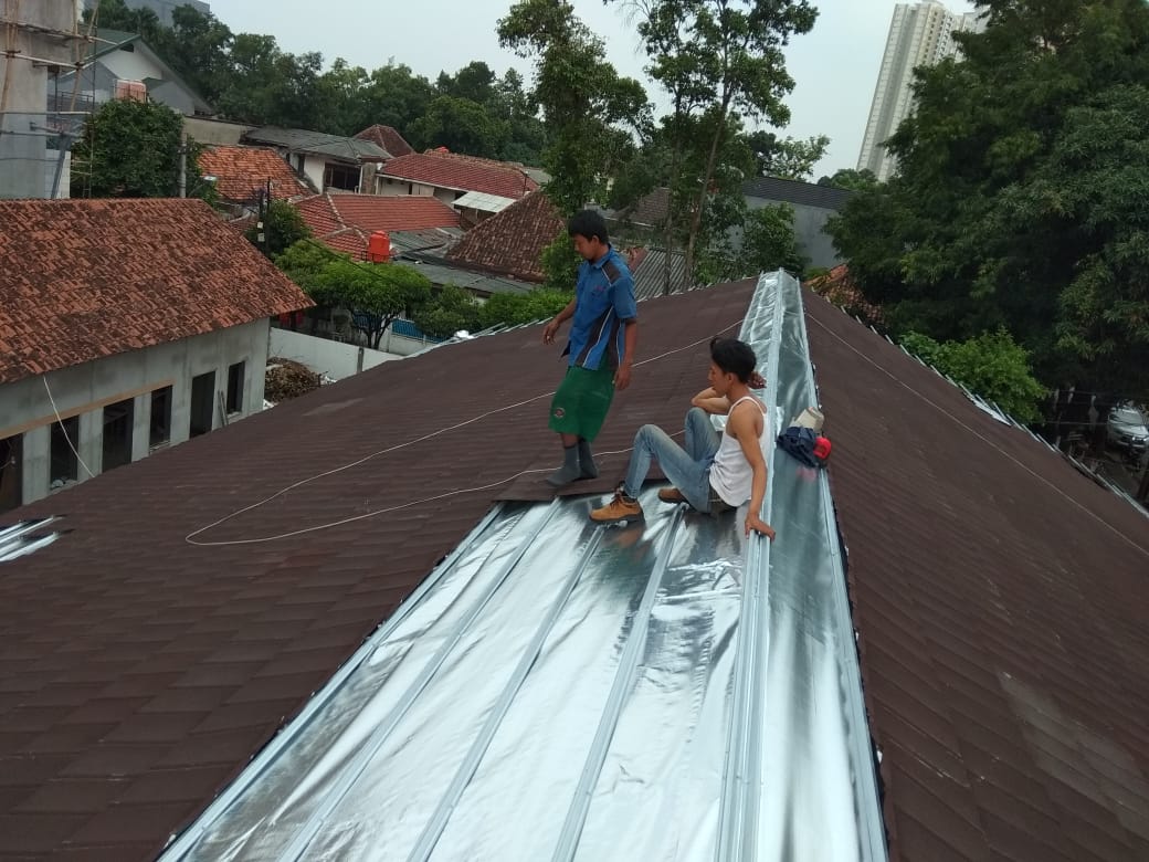 Atap Rumah  Baja  Ringan  dan Genteng Metal Kuningan Jakarta 