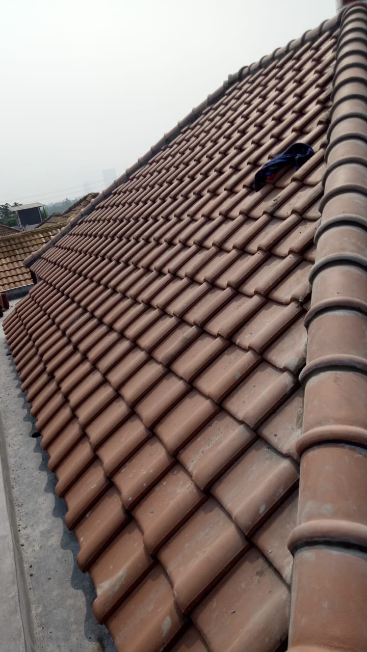 Atap Rumah  Baja  Ringan  dan Genteng Keramik Bintaro 